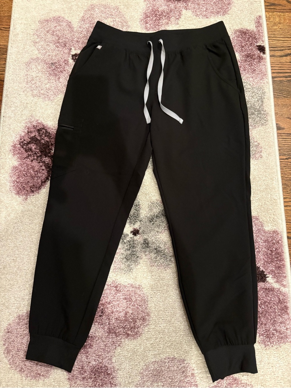 Figs Black Women’s Zamora Jogger Pants